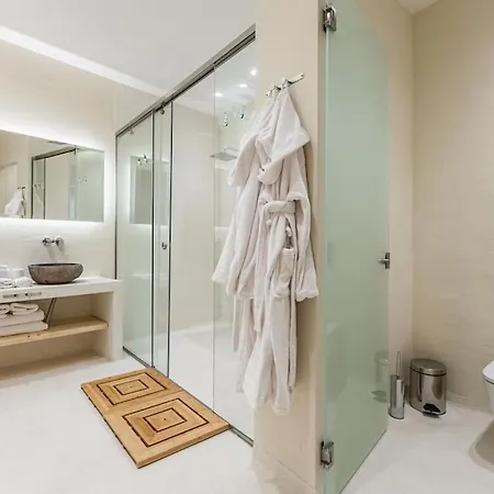 Afroessa Cave Апартаменты *